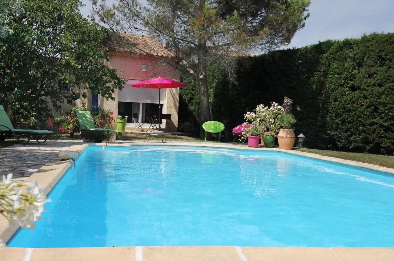 Entre Avignon Et Pont Du Gard Bed & Breakfast Rochefort-du-Gard Room photo